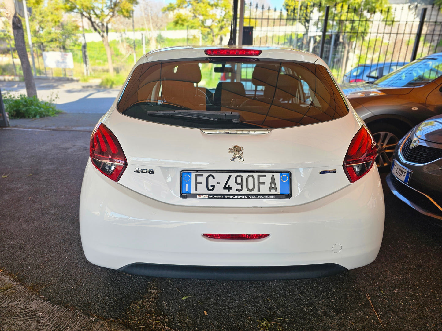 Peugeot 208 1.2 Puretech 82CV GPL